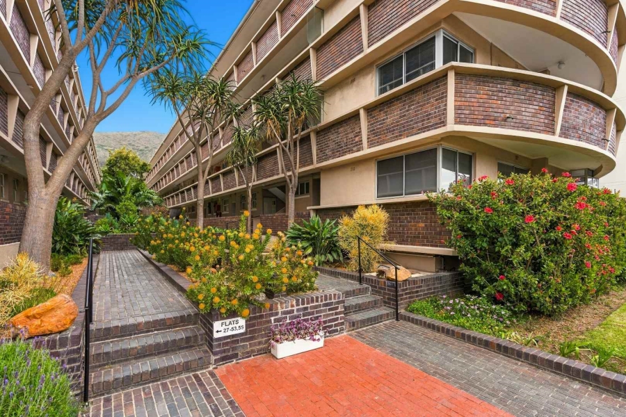 2 Bedroom Property for Sale in Green Point Western Cape